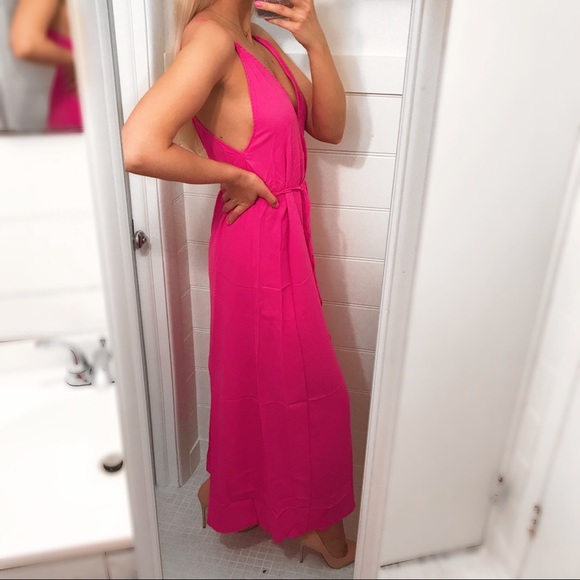 🆕 BRIGHT PINK SLIT MAXI DRESS! - Picture 6 of 13